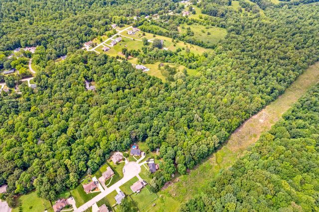 1 Ferry Rd, Clarksville, TN 37040