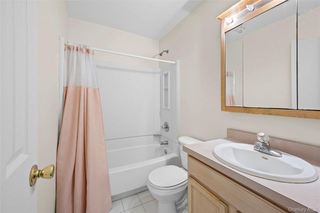 423 Free State Drive, Shirley, NY 11967