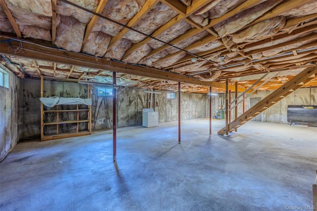 423 Free State Drive, Shirley, NY 11967