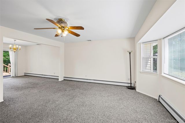 423 Free State Drive, Shirley, NY 11967