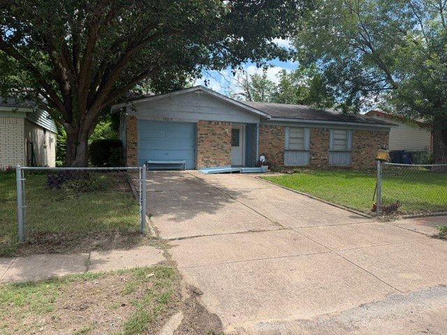 12219 Knight Drive, Balch Springs, TX 75180