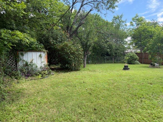 12219 Knight Drive, Balch Springs, TX 75180