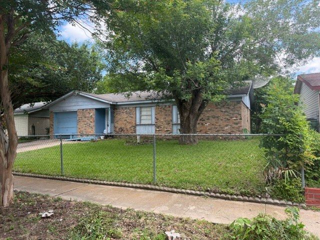 12219 Knight Drive, Balch Springs, TX 75180