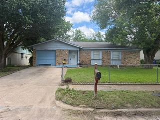 12219 Knight Drive, Balch Springs, TX 75180