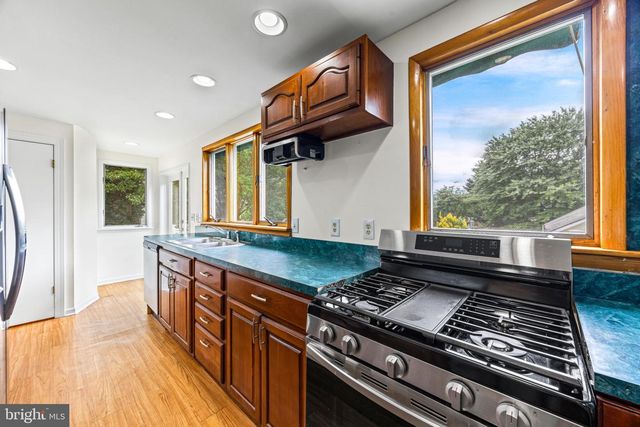 1257 CIRCLE DR, Baltimore, MD 21227