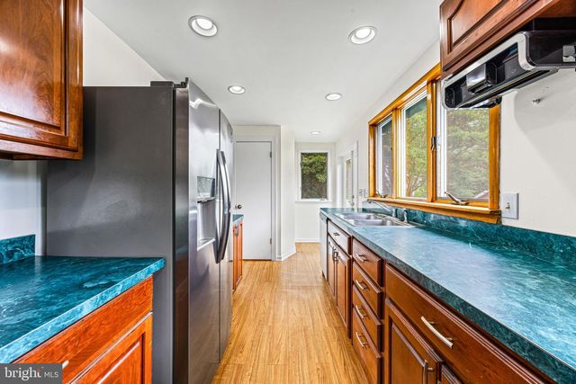 1257 CIRCLE DR, Baltimore, MD 21227