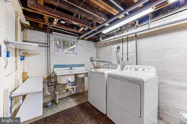 1257 CIRCLE DR, Baltimore, MD 21227