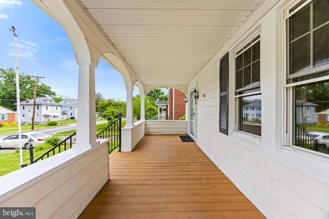 1257 CIRCLE DR, Baltimore, MD 21227