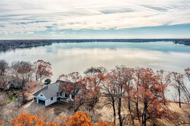 3308 E Shore Drive, Portage, MI 49002