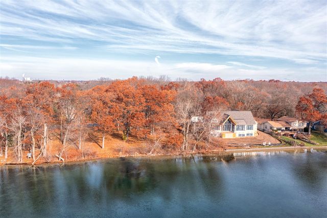 3308 E Shore Drive, Portage, MI 49002