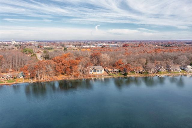 3308 E Shore Drive, Portage, MI 49002