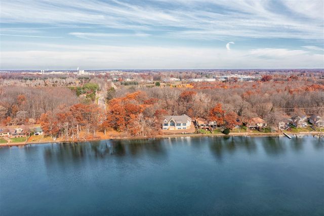 3308 E Shore Drive, Portage, MI 49002