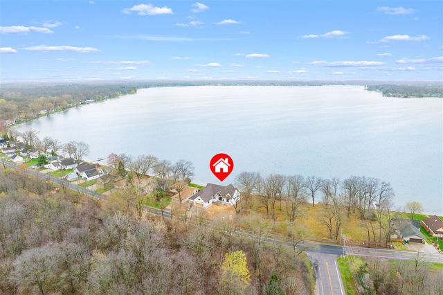 3308 E Shore Drive, Portage, MI 49002
