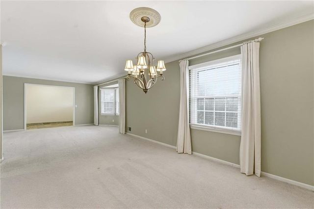 5500 W 88th Terrace, Overland Park, KS 66207