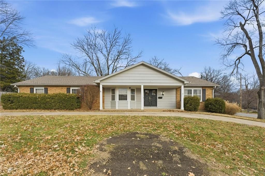 5500 W 88th Terrace, Overland Park, KS 66207