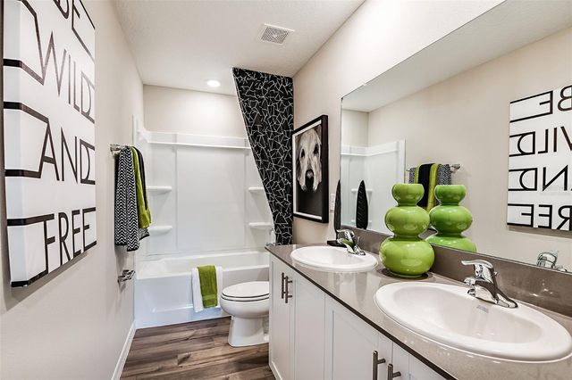 9260 ORCHARD PARK LANE, Zephyrhills, FL 33541