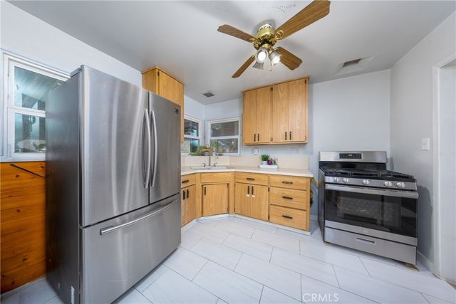 1222 W Lynwood, San Bernardino, CA 92405