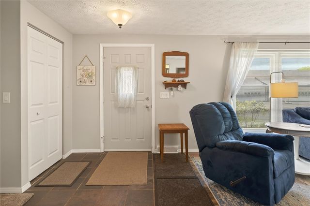 51 Springwood Drive, Webster, NY 14580