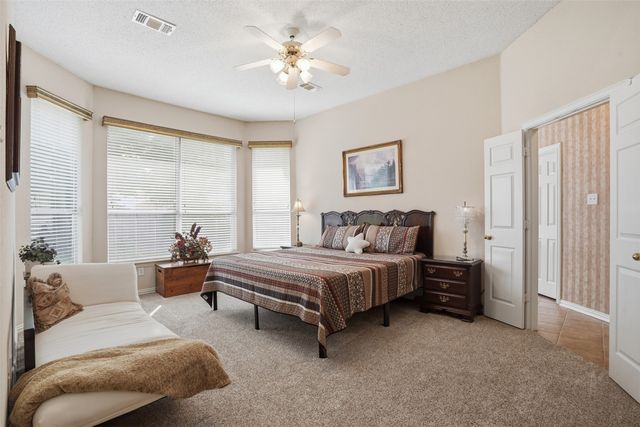 6720 Branch Creek Drive, Fort Worth, TX 76132