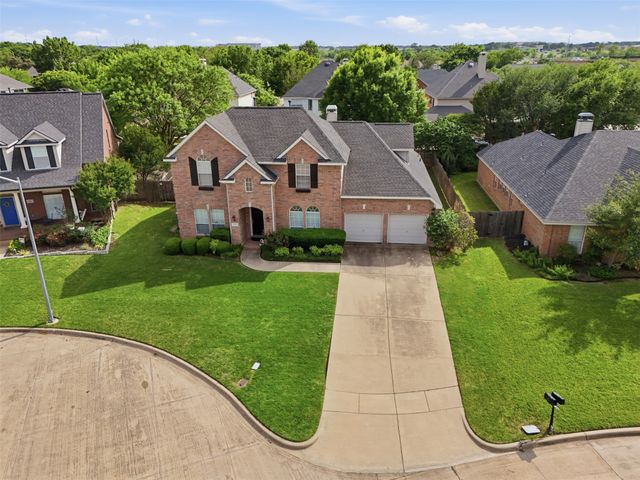 6720 Branch Creek Drive, Fort Worth, TX 76132