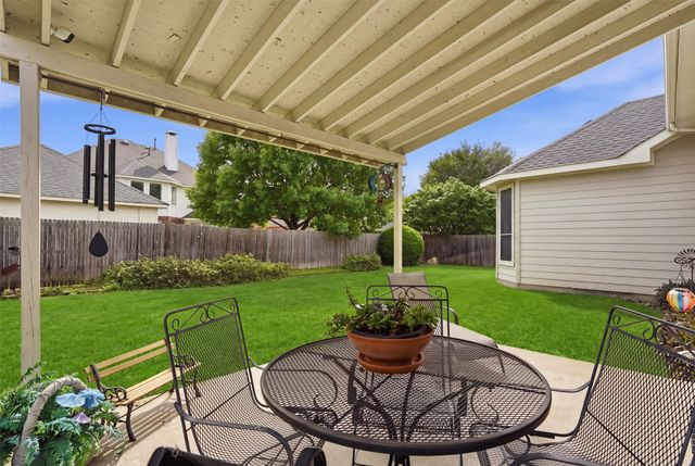 6720 Branch Creek Drive, Fort Worth, TX 76132