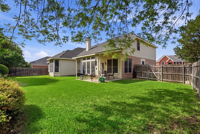 6720 Branch Creek Drive, Fort Worth, TX 76132