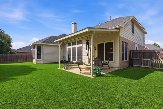 6720 Branch Creek Drive, Fort Worth, TX 76132