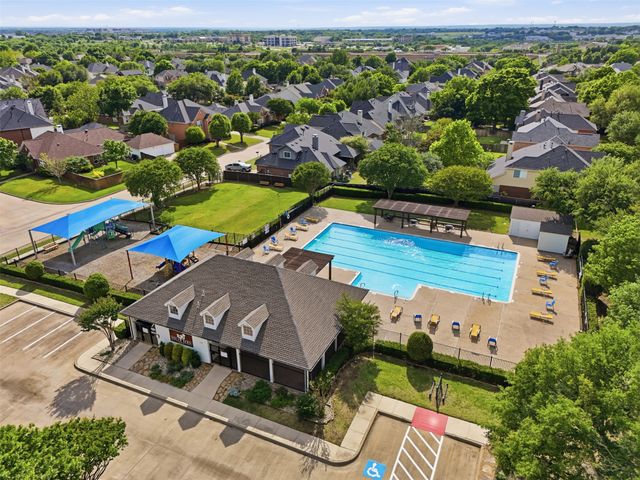 6720 Branch Creek Drive, Fort Worth, TX 76132