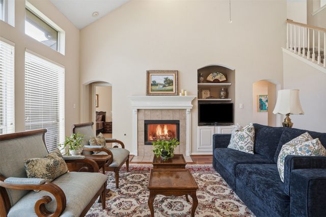 6720 Branch Creek Drive, Fort Worth, TX 76132