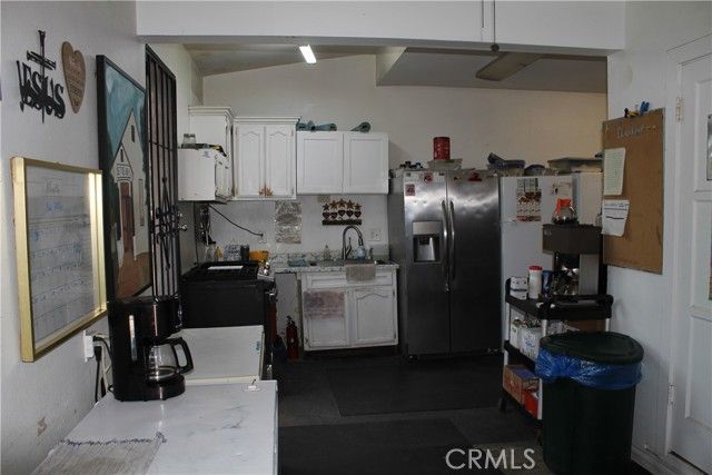 6035 Mesa, Los Angeles, CA 90042