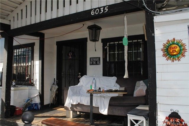 6035 Mesa, Los Angeles, CA 90042