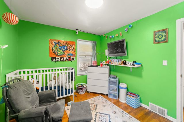 827 E Courtland Ave, Spokane, WA 99207