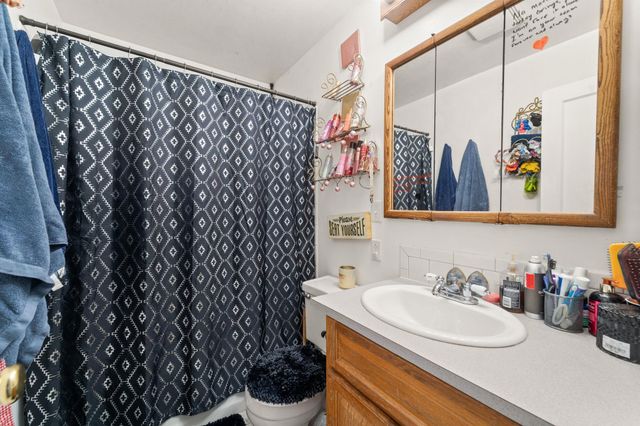 827 E Courtland Ave, Spokane, WA 99207