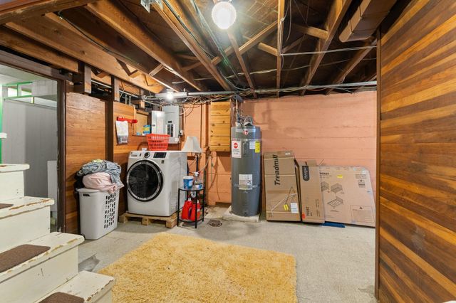 827 E Courtland Ave, Spokane, WA 99207