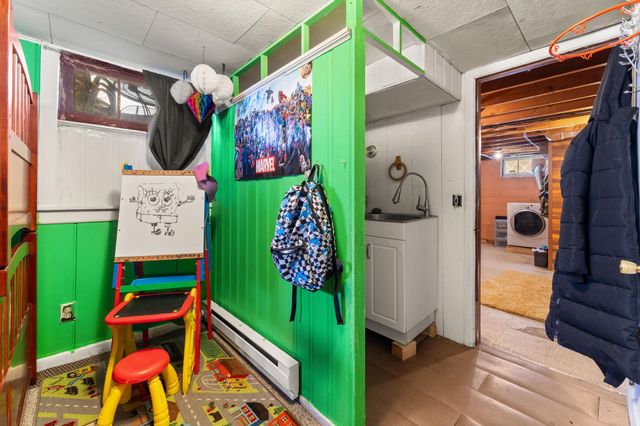 827 E Courtland Ave, Spokane, WA 99207