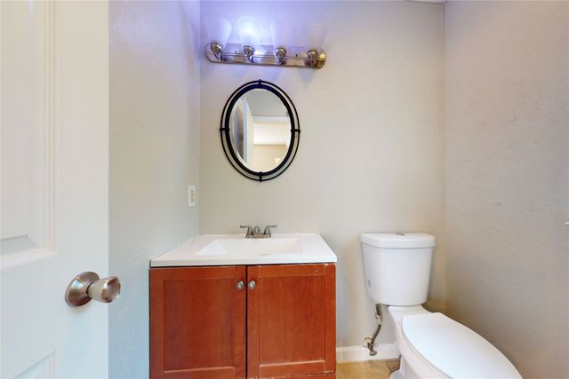 2307 Dartmouth Drive, Arlington, TX 76015