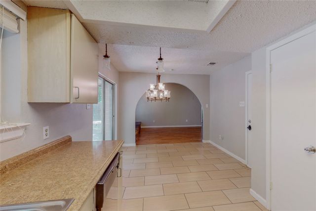 2307 Dartmouth Drive, Arlington, TX 76015