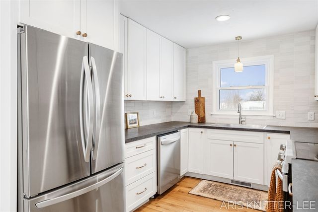 5761 120th Avenue, Holland, MI 49424