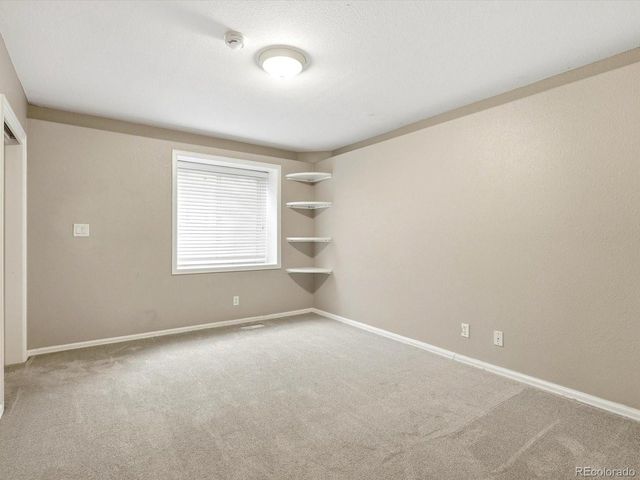 1456 Clemson Dr, Longmont, CO 80503