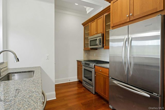 127 W Main Street 201, Tarrytown, NY 10591