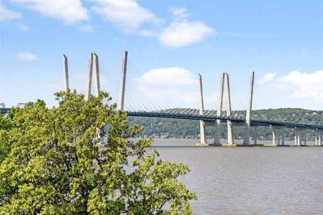 127 W Main Street 201, Tarrytown, NY 10591