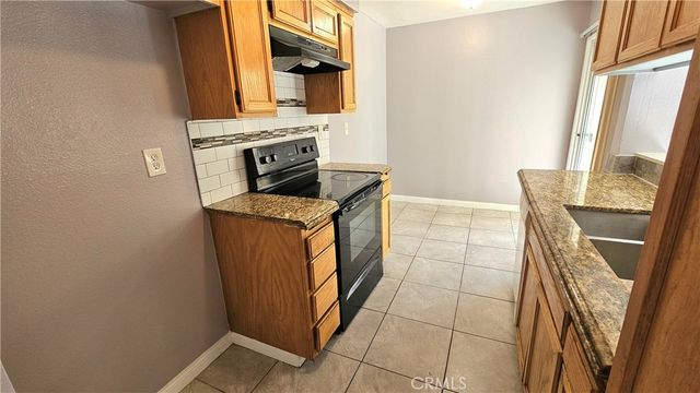 7641 Reseda Boulevard 87, Reseda, CA 91335