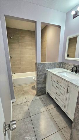 7641 Reseda Boulevard 87, Reseda, CA 91335