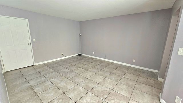 7641 Reseda Boulevard 87, Reseda, CA 91335