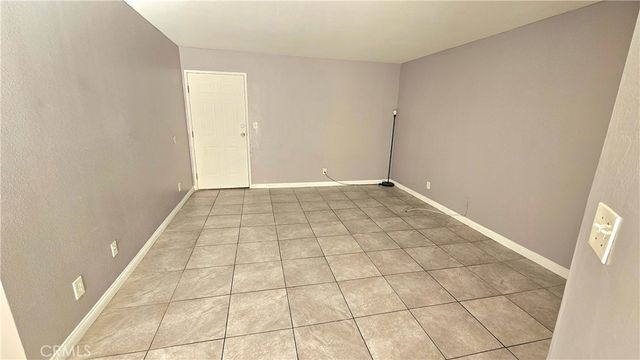 7641 Reseda Boulevard 87, Reseda, CA 91335