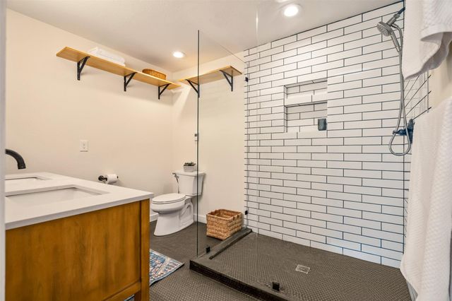 9002 Slayton DR, Austin, TX 78753