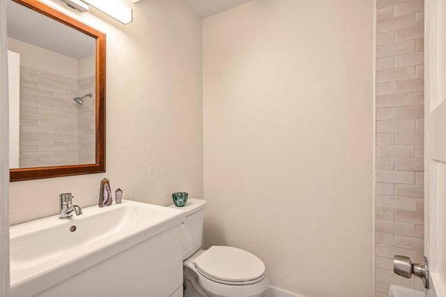 9002 Slayton DR, Austin, TX 78753