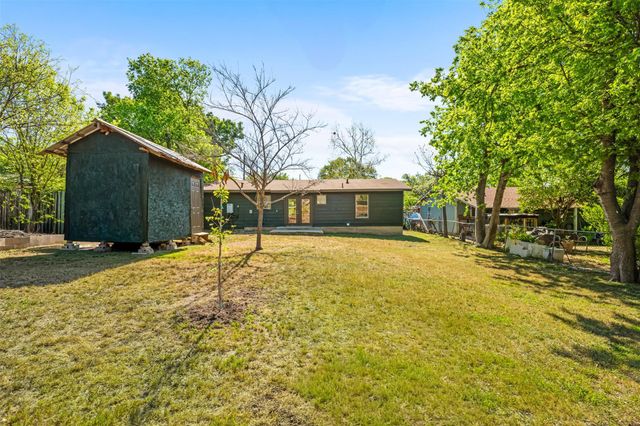 9002 Slayton DR, Austin, TX 78753