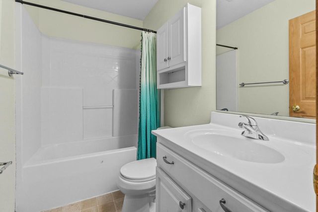 1108 E Pinecrest LANE, Elkhorn, WI 53121