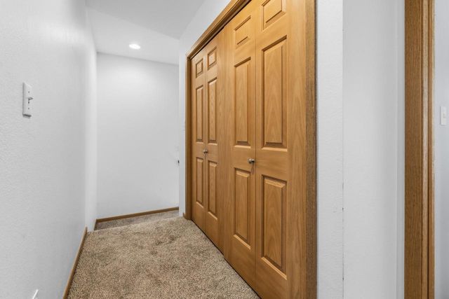 1108 E Pinecrest LANE, Elkhorn, WI 53121